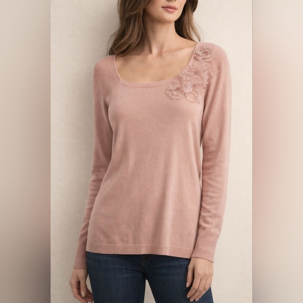Max Studio Rose Pink Knit Top With Floral Applique / Size L / NWT - Picture 7 of 7